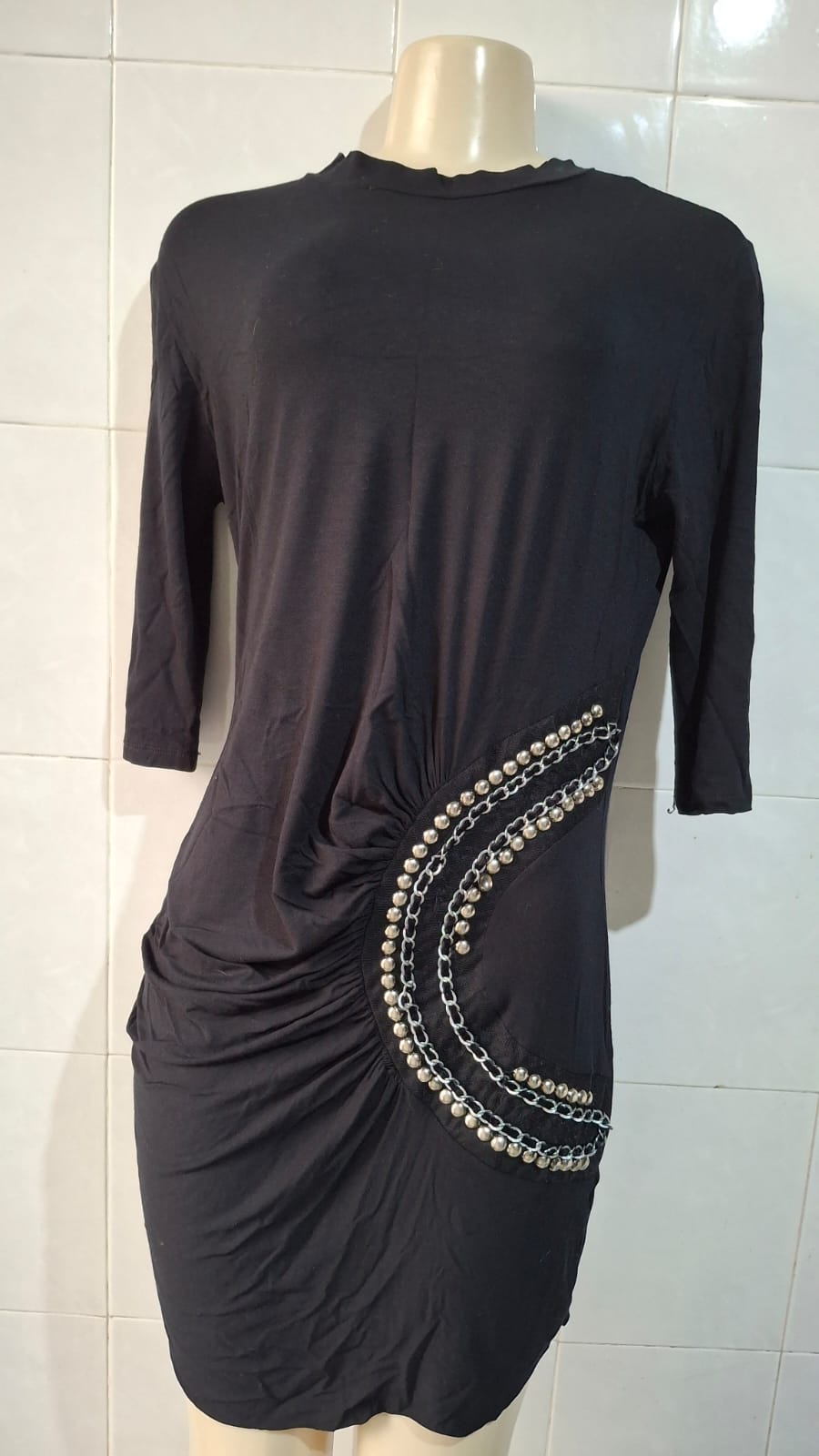 Vestido Punk Pérolas & Correntes